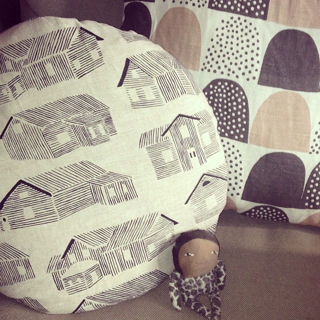 Lovely new hand printed cushion by @rosiemoss_ . Love it rosie!