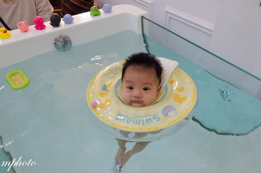 嬰兒游泳 SPA 『許小M育兒經』