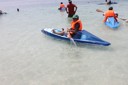 Pantai Mutun dan Pulau Tangkil