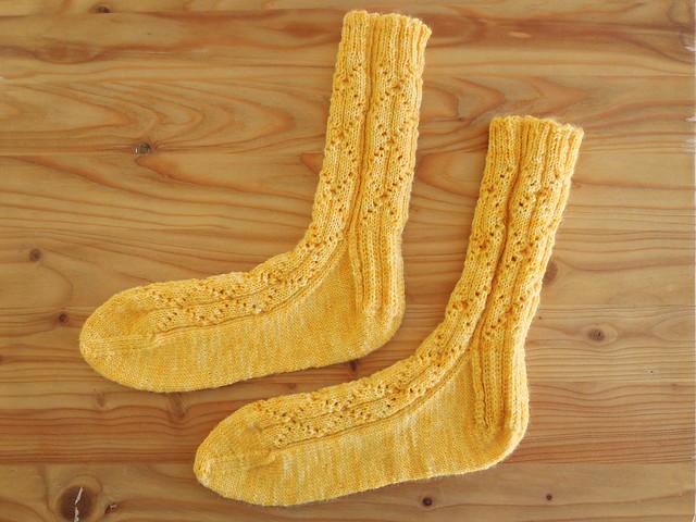 Romvos - Sock knitting pattern by Alexandra Nycha