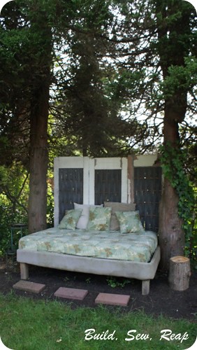 Backyard Bed by buildsewreap3