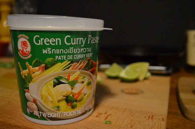 green curry thai turkey meatballs green curry paste packaging