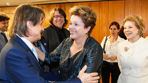 03/07/13 | Presidenta Dilma Rousseff recebe artistas no Palácio do Planalto. Foto: Roberto Stuckert Filho/PR.