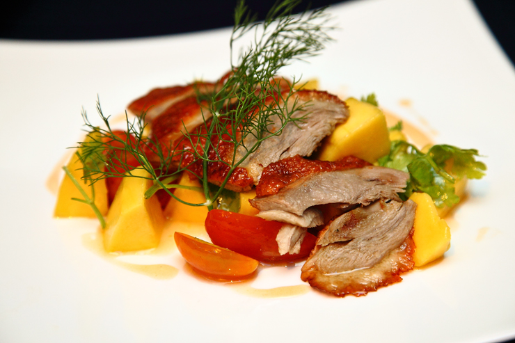Peking-Duck-and-Ripe-Mango-Salad-with-Asian-Dressing
