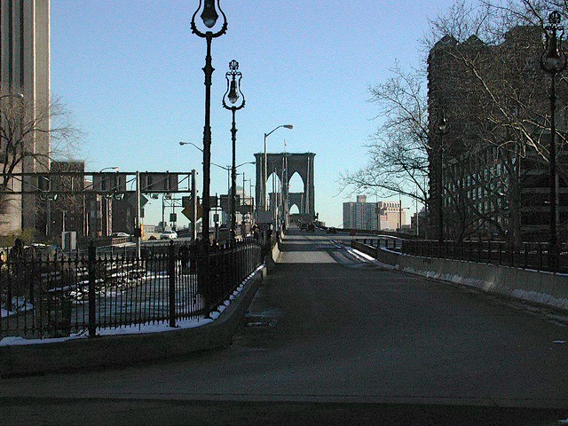 Brooklyn Bridge from Manhattan, Dec. 2004