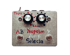 Napalm Amp Selecta - Active Amp Selector (Footswitches: A/B, Y, Switches: Phase. Volume Controls A, B.)