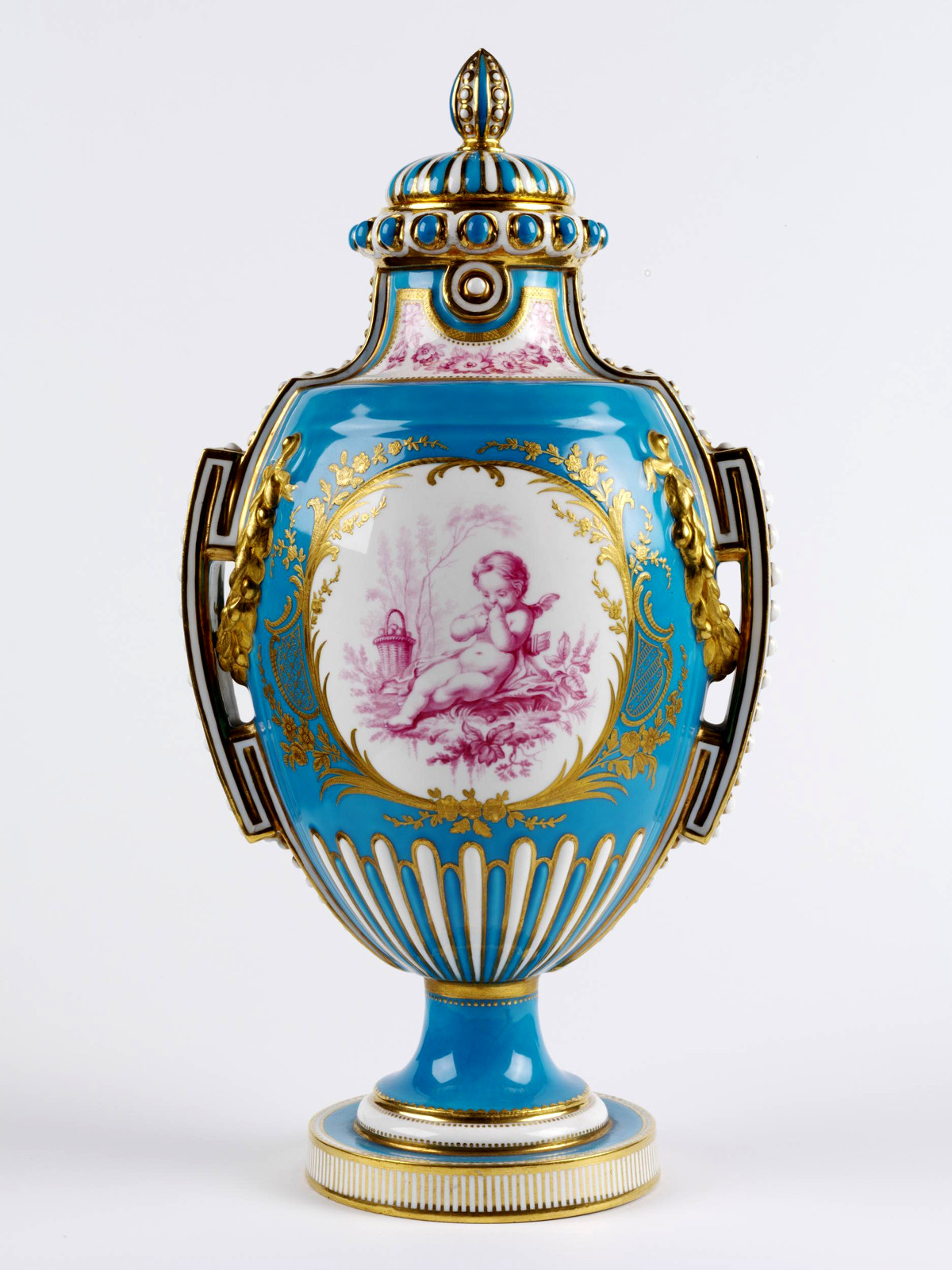 Vase and cover, Minton (manufacturer), Stoke-on-Trent