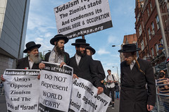 Gaza rally outside Israeli embassy - London 1st August 2014