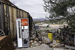 02468123-63-Coca-Cola Vending Machine and Rust-1