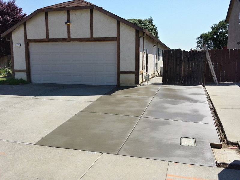 Broom Finish Concrete Driveway Extension Finished In Vacaville