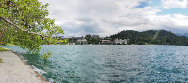 Bled湖區的飯店區與滑雪場