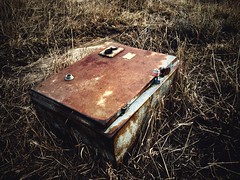 #iphone #iphoneography #iPhone6 #contrast #rust #grass #brown #box #old #farm #aged #composition #metal #metalbox #vintage #warm #creepy