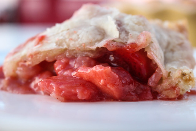 Guava Strawberry Pie - via HeartofHomemade.com