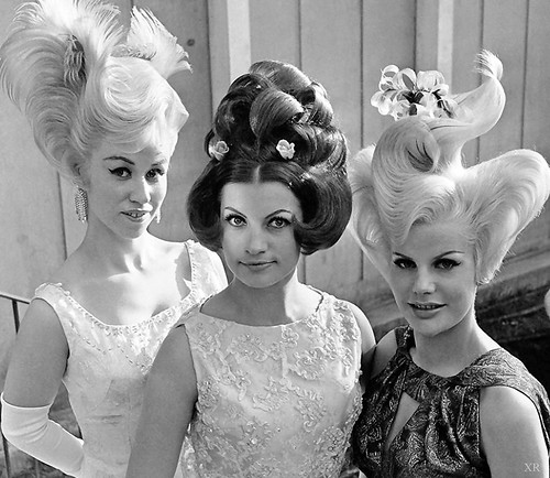 1964 ... World's Fair hair-dos!