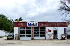 Vintage Mobil Station On Route 66