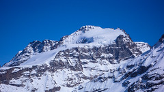 Szczyt Gran Paradiso 4061m, lodowiec Ghiacciaio del Gran Paradiso z przełeczy Coli de Punta Fuora.