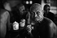 500 Tea Drinkers Part4 Zhejiang Yu Yue Town 五百茶客 浙江 禹越镇 2006[4]