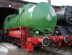 Fireless steam locomotives