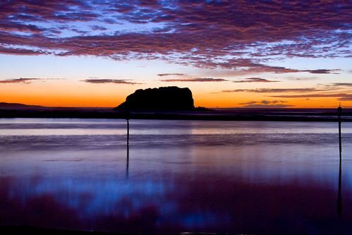 ocean blue cloud sun reflection water silhouette sunrise river landscape geotagged island rocks view australia explore nsw minnamurra illawarra stevenyoung geo:lat=34628794 geo:lon=150857992