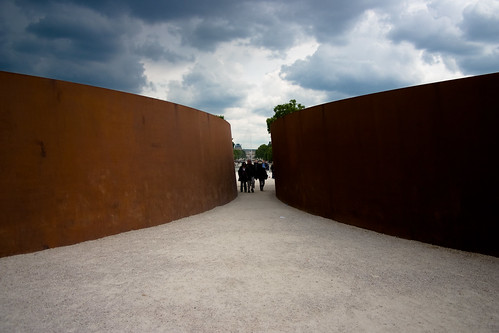 Clara Clara - Richard Serra - Jardin des Tuileries