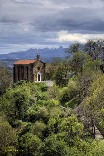 landscape paisaje bilbao hermitage bizkaia ermita pagasarri baseliza basajauntxo platinumheartaward