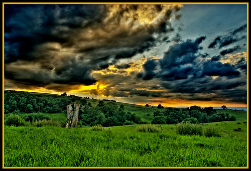 sunset clouds photoshop nikon dramatic d200 hdr warwickshire tonemapped tonemapping tonemap illmington artizen tamron1750 nebsworthlane illmingtondown