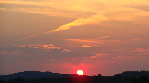pink sunset summer sky orange beautiful yellow clouds indiana hills corydon harrisoncounty