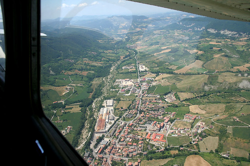 above travel sky italy panorama orange green nature river airplane landscape town flying high view earth top aviation hill aerial fromabove agriculture lombardia cessna skyview lombardy pavia birdeye aeronautic pavese voghera oltrepò varzi staffora roottop oltrepòpavese splendidoltrepò
