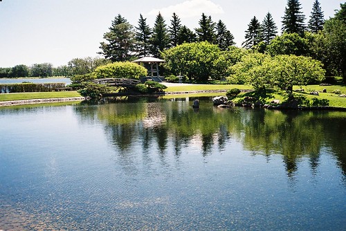 park vacation holiday canada garden japanese view scenic tourist alberta lethbridge yuko nikka aplusphoto