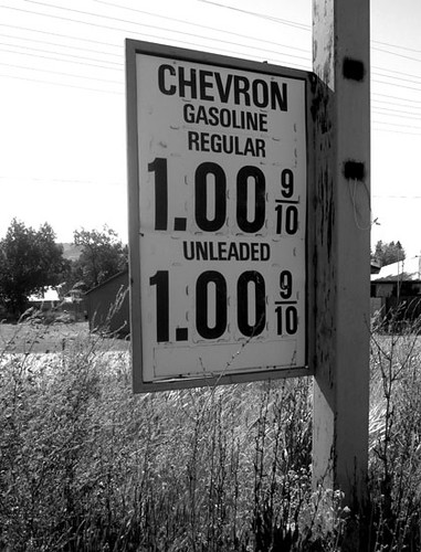 blackandwhite bw abandoned sign weeds closed gasstation idaho communication council chevron explanation outofbusiness prices unleaded regular ut2005 h550h