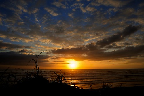 sunset newzealand auckland muriwaibeach