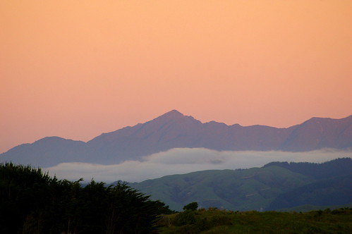 sunset newzealand mountains nature clouds northisland fabulous tararuas manawatu otaki kapiticoast 20favs abigfave theunforgettablepictures tomraven
