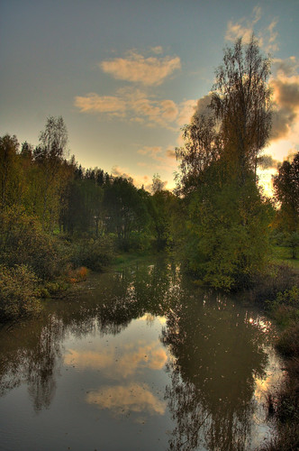 autumn sky reflection fall nature clouds creek reflections finland river landscape geotagged stream hdr naturephotography mäntsälä tonemapped tonemap 3exp handheldhdr mäntsälänjoki