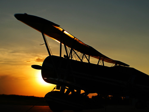 sunset lensbaby iowa biplane americanbarnstormers
