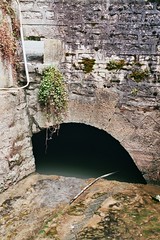 tunnel - Photo of Nérondes