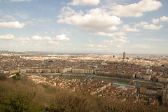 Lyon depuis l-esplanade de la Basilique Notre-Dame de Fourvière - Photo of La Mulatière