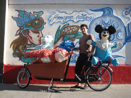 Four Pinatas and a Bakfiets