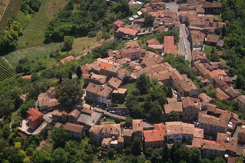 above travel sky italy panorama orange green nature airplane landscape town flying high village view earth top aviation hill aerial fromabove agriculture lombardia cessna skyview lombardy pavia birdeye aeronautic pavese voghera oltrepò rootop beria oltrepòpavese splendidoltrepò