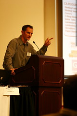 kent lewis making a point at sempdx searchfest 2008 … 