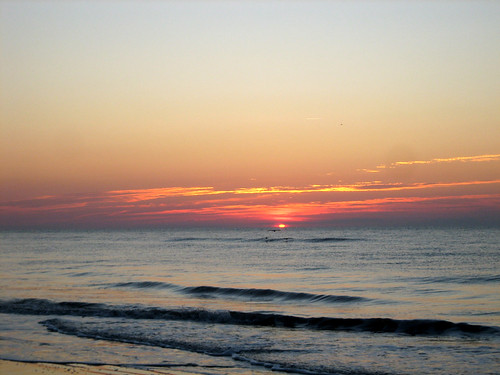 ocean beach sc sunrise southcarolina atlanticocean northmyrtlebeach grandstrand