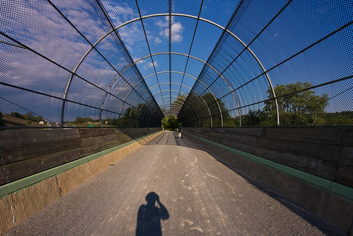 trip bridge shadow usa bike mesh pennsylvania myfav august grill pa trail cover covered bikeride curved 2008 pinecreek wiremesh cylindrical pinecreektrail canon40d pinecreekrailtrail