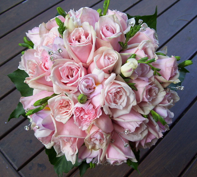 Pink Rose Wedding Bouquet | www.fbdesign.com.au P37 Natural … | Flickr ...
