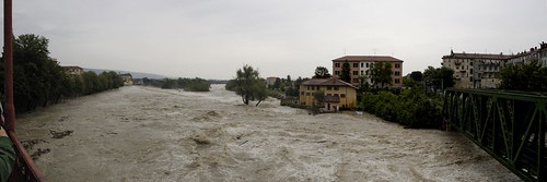 italy panorama water d50 river landscape nikon italia flood fiume dora piemonte acqua piedmont ivrea piena canottieri canavese ivrea2008