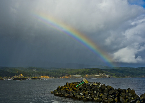 ocean rain oregon coast rainbow day pacific northwest rainbows portorford southernoregoncoast currycounty