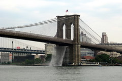 NYC: Brooklyn Bridge - New York City Waterfalls