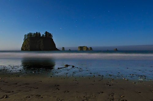 ocean blue vacation sky reflection beach nature water silhouette night stars landscape outdoors star evening washington nikon bravo searchthebest state pacific northwest nps olympicpeninsula shore pacificnorthwest wa olympicnationalpark 2008 pnw afterdark seastack d300 catchycolorsblue blueribbonwinner anawesomeshot theunforgettablepictures