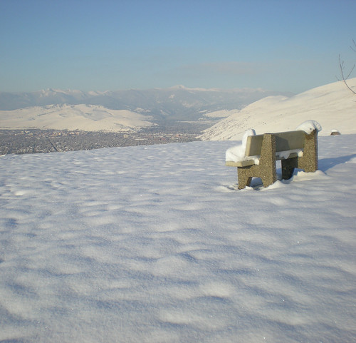 thanksgiving snow bench montana view missoula lonely