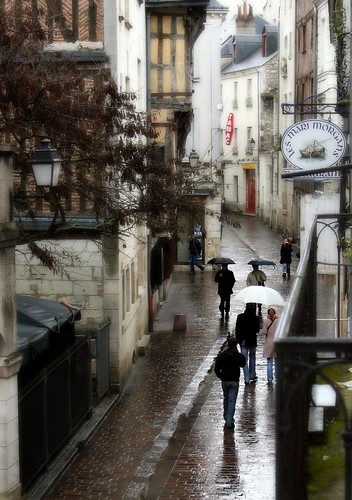 street people france rain rainyday tours fromthebalcony blueribbonwinner ruedelarôtisserie hotelladdresse