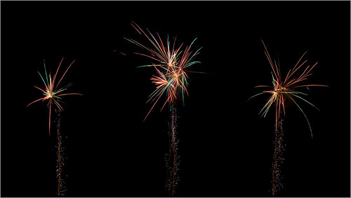 summer colour night photoshop nikon fireworks celebration d200 canadaday explosions july1st