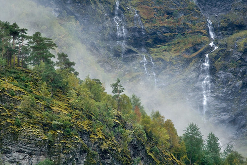 mist norway landscape waterfall fjord aurlandsfjord flong cameracanon350d